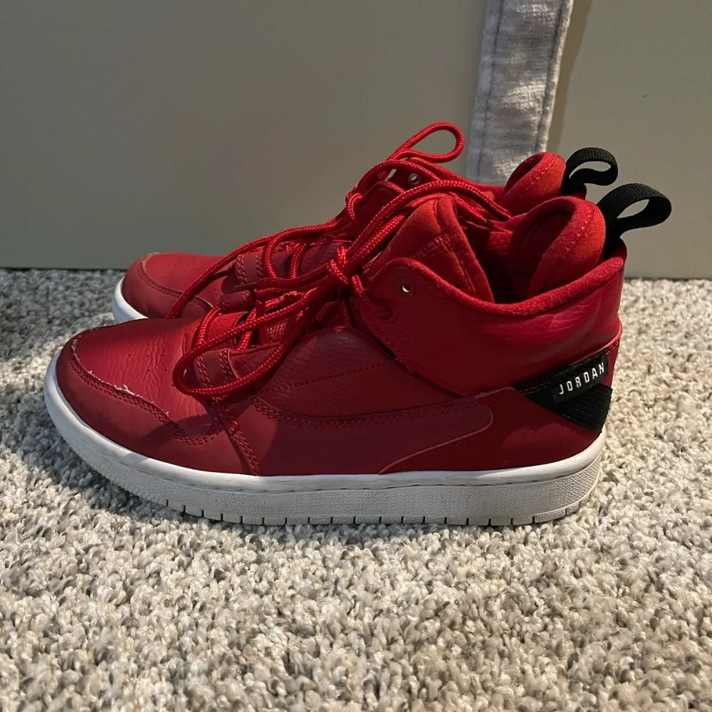 Nike Kids Red High-Top Sneakers Jordan - Picture 9 of 16